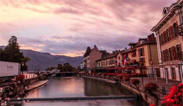 专升本只能考本省的吗